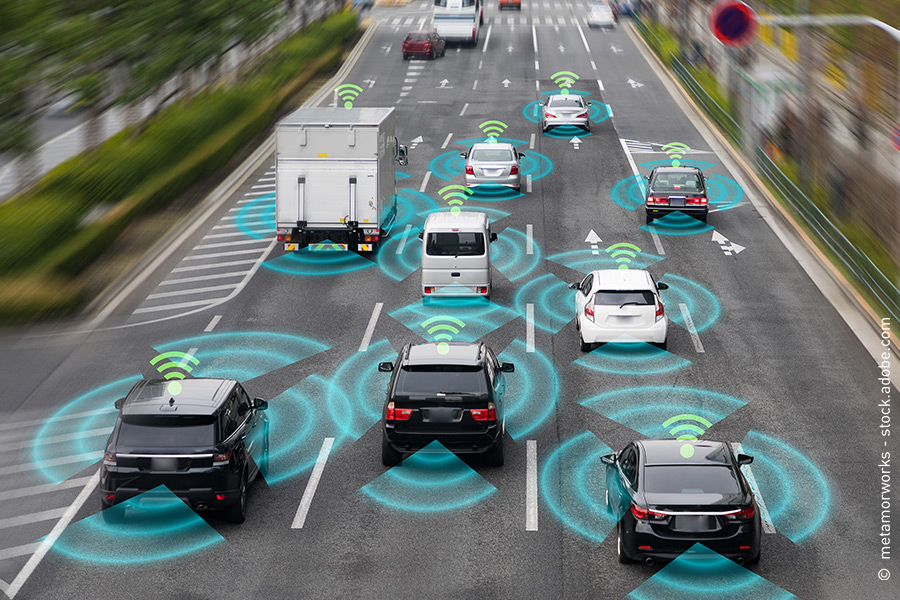 Autonomni automobili, kombiji i kamioni u cestovnom prometu.